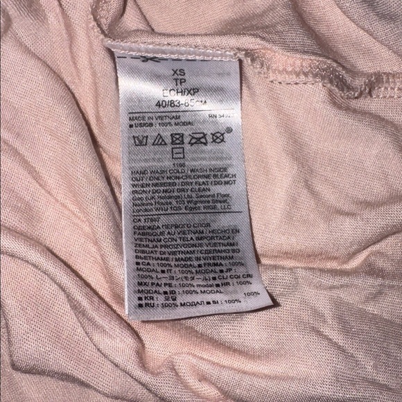 Women’s Banana Republic XS Sleeveless Knit Tank Tops - Picture 6 of 7